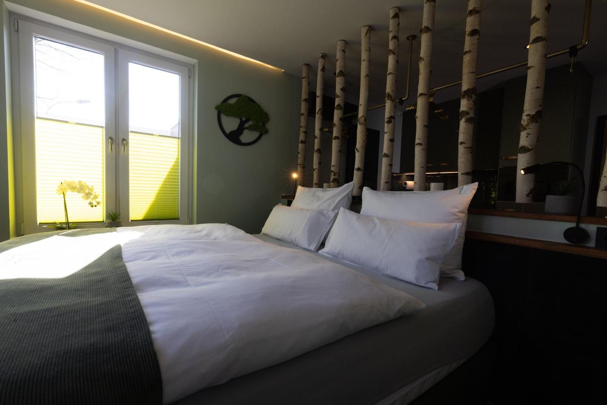 Apartment Boutique By Roy Oberhausen (North Rhine-Westphalia)